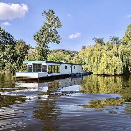 Houseboat - Best Place In Praha Bagian luar foto