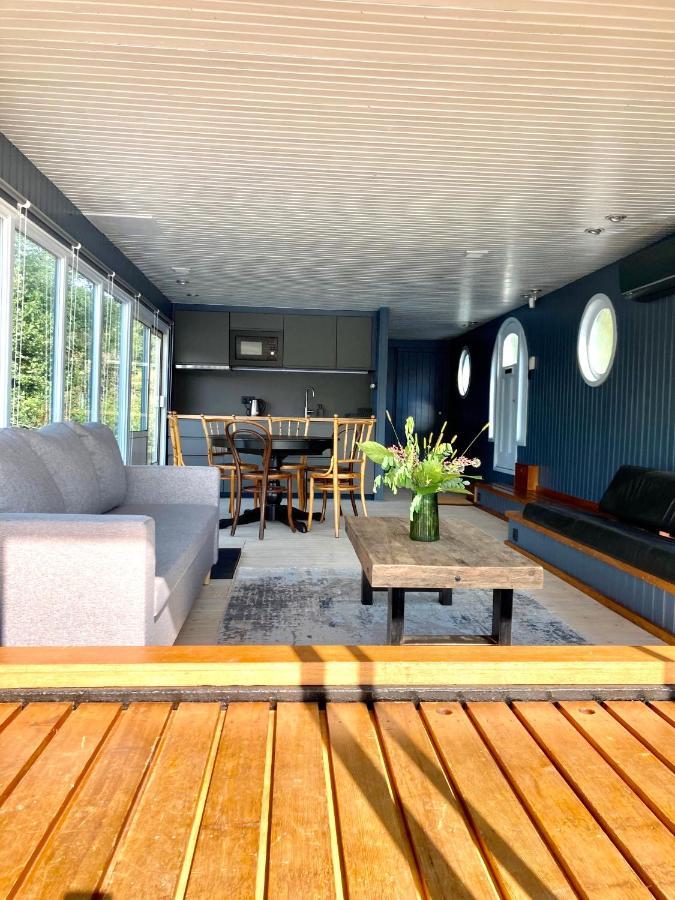 Houseboat - Best Place In Praha Bagian luar foto